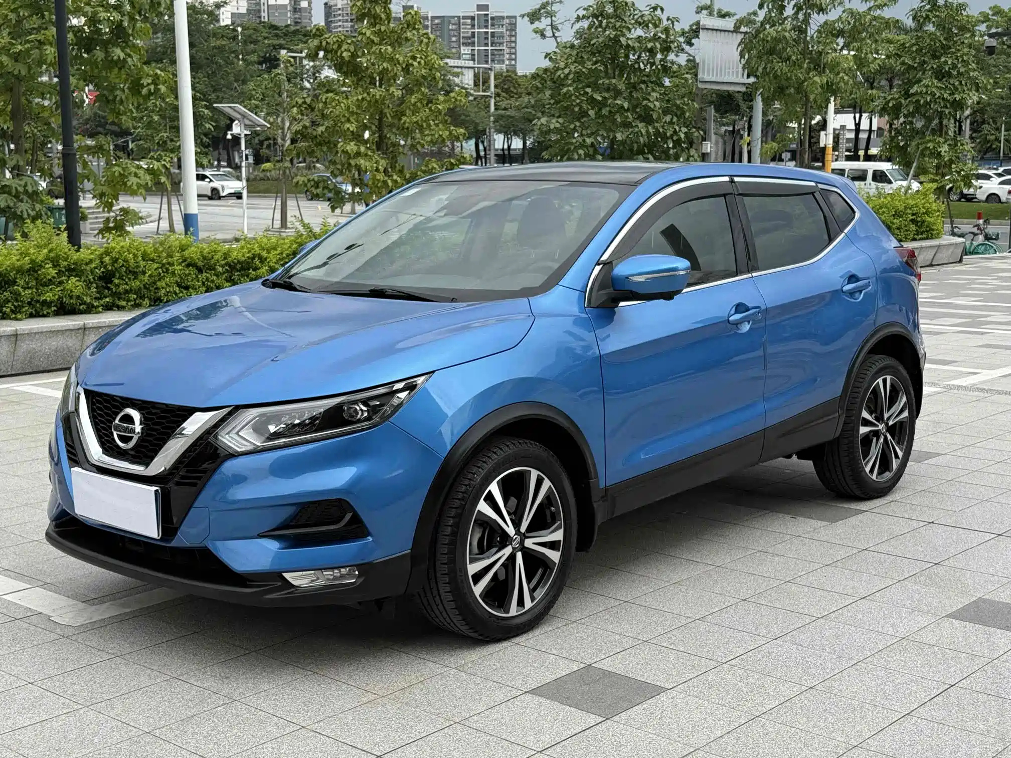 NISSAN QASHQAI 2019