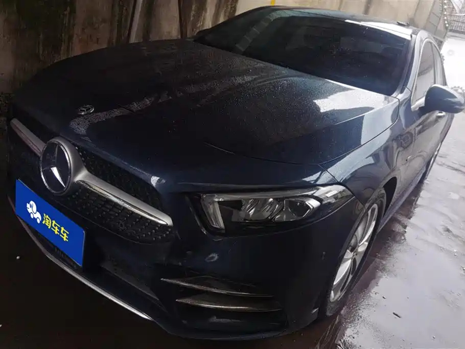 MERCEDES BENZ A-CLASS 2019