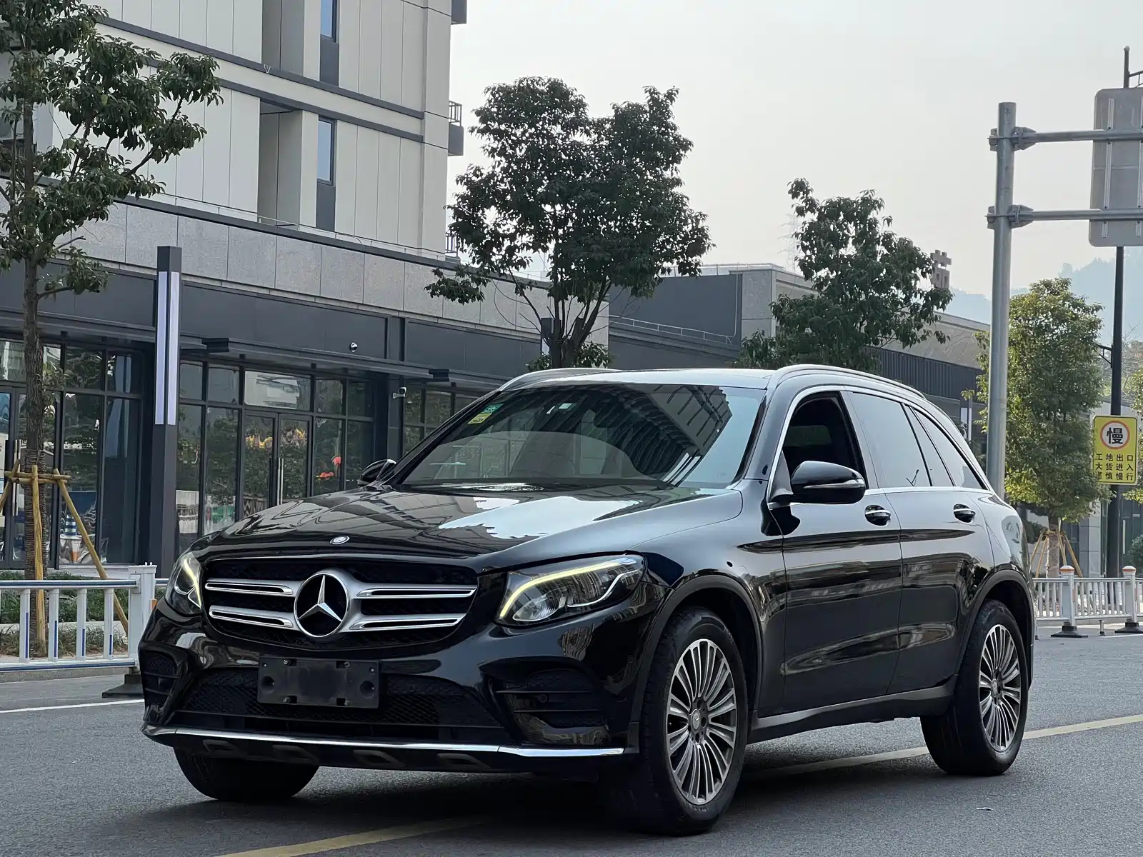 MERCEDES BENZ GLC 2017