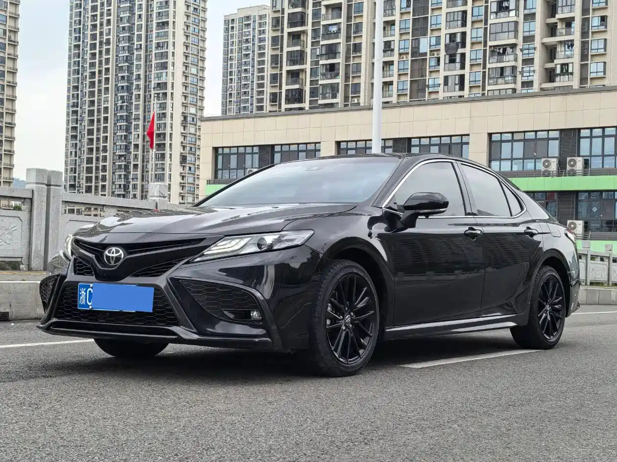 TOYOTA CAMRY 2023