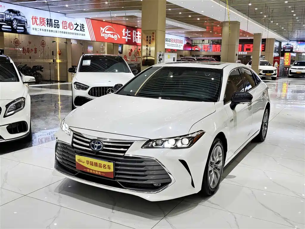TOYOTA AVALON 2019