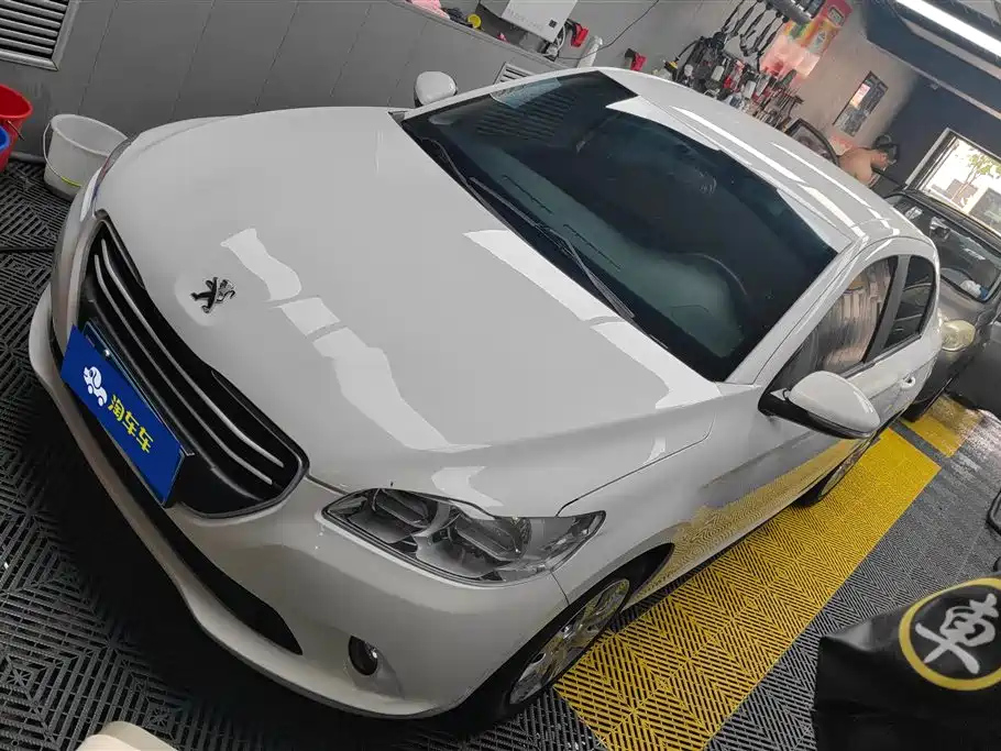 PEUGEOT 301 2016
