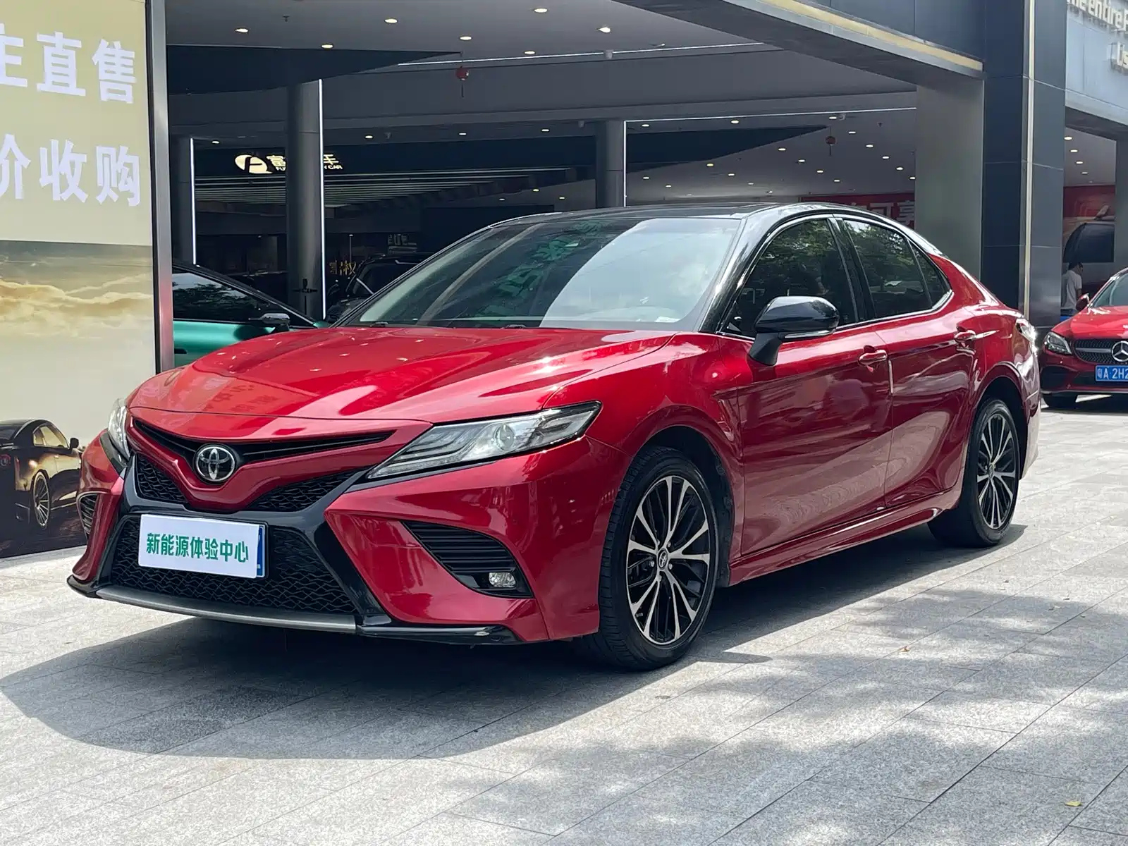 TOYOTA CAMRY 2019