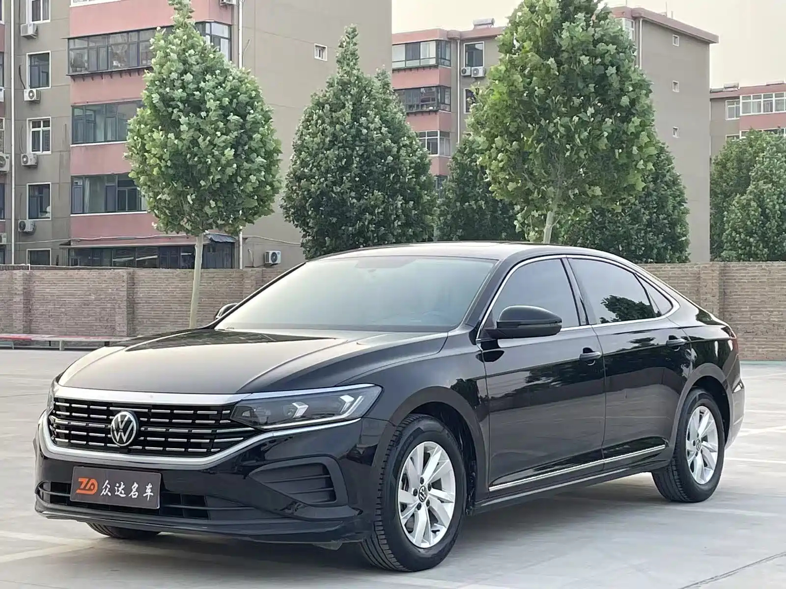 VOLKSWAGEN PASSAT 2022