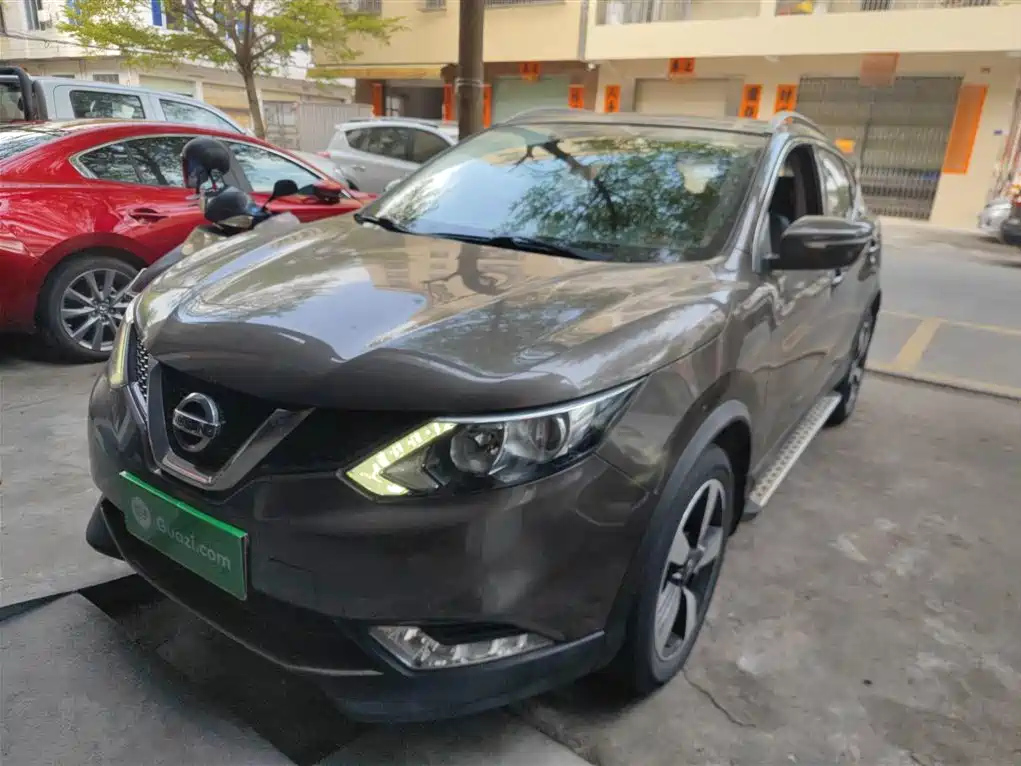 NISSAN QASHQAI 2017