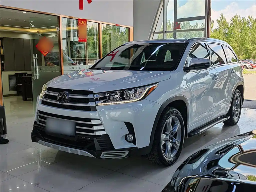 TOYOTA HIGHLANDER 2018