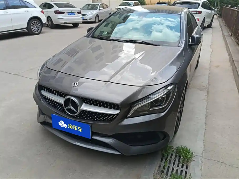 MERCEDES BENZ CLA 2018
