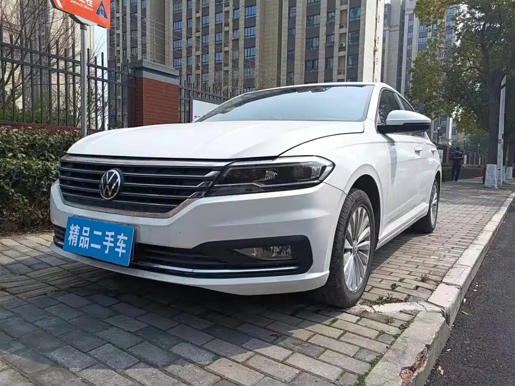 VOLKSWAGEN LAVIDA 2019