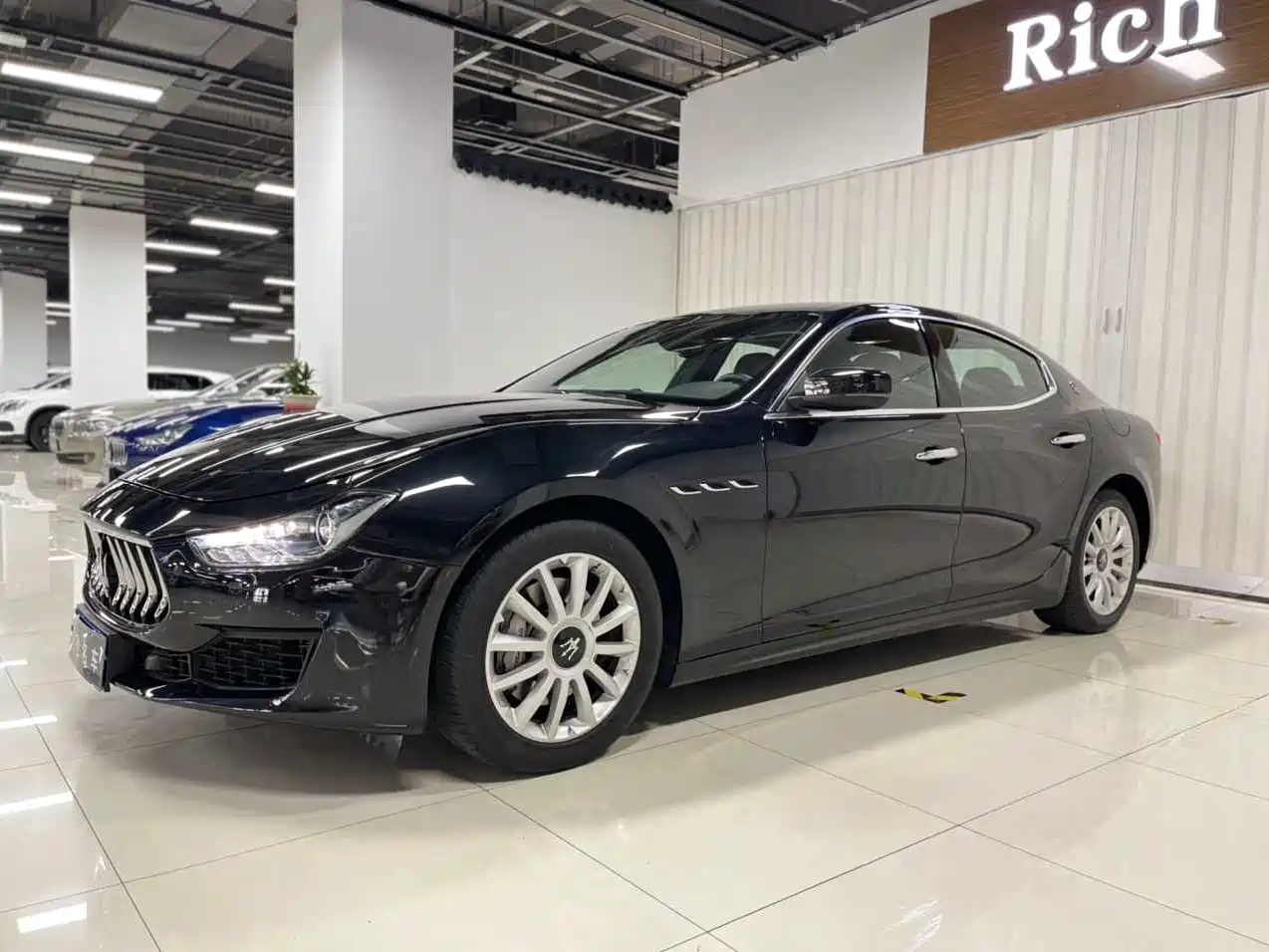 MASERATI GHIBLI 2018