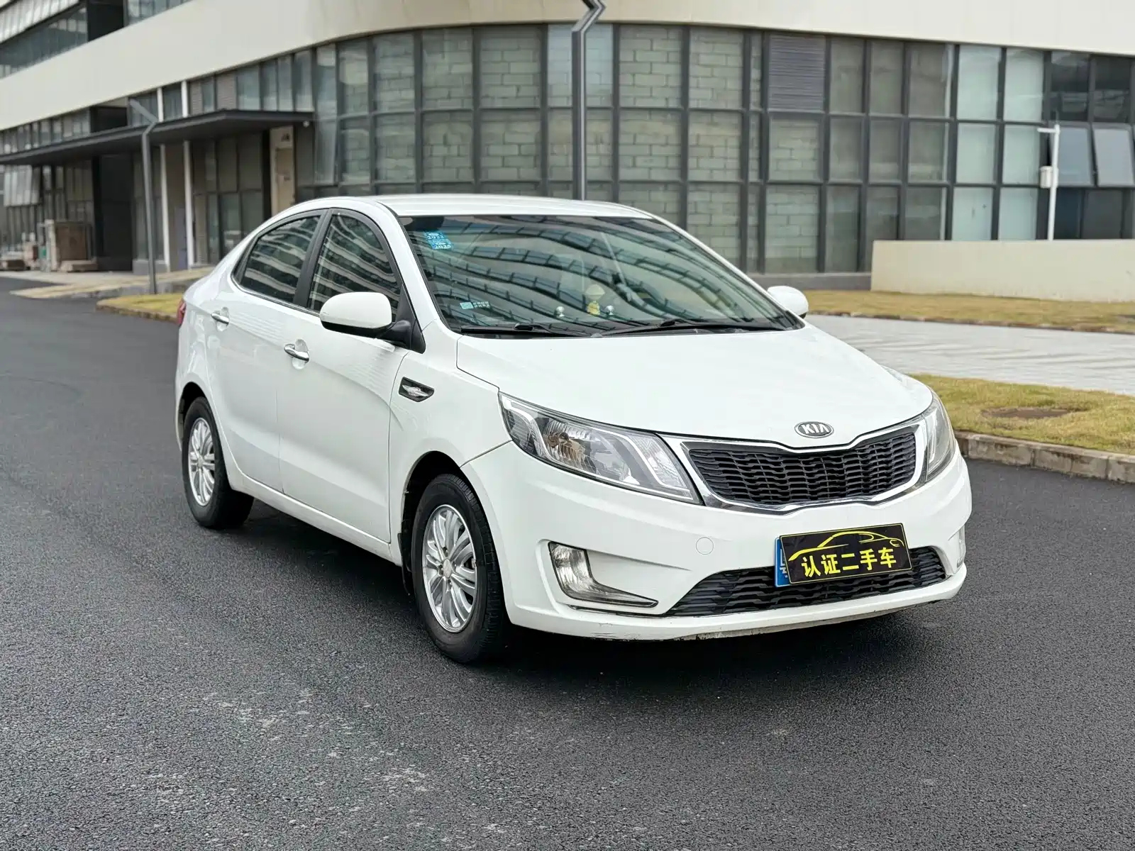 KIA K2 2012