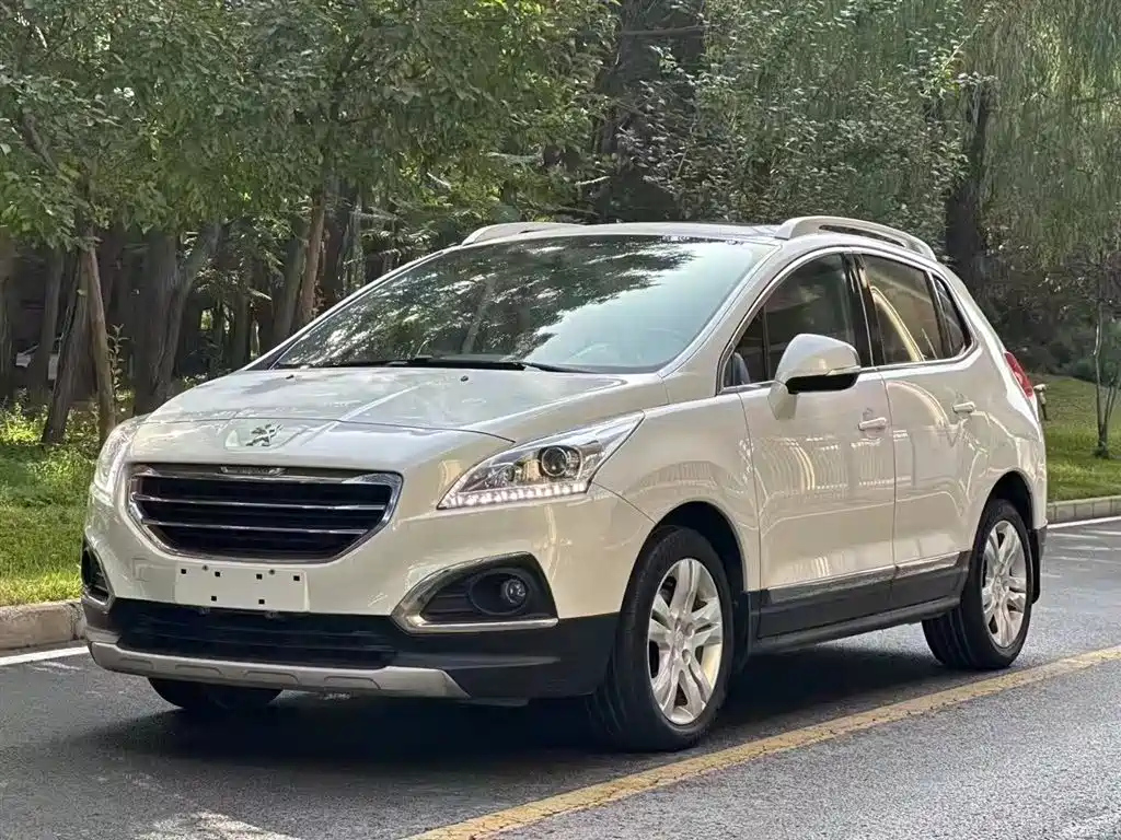 PEUGEOT 3008 2015