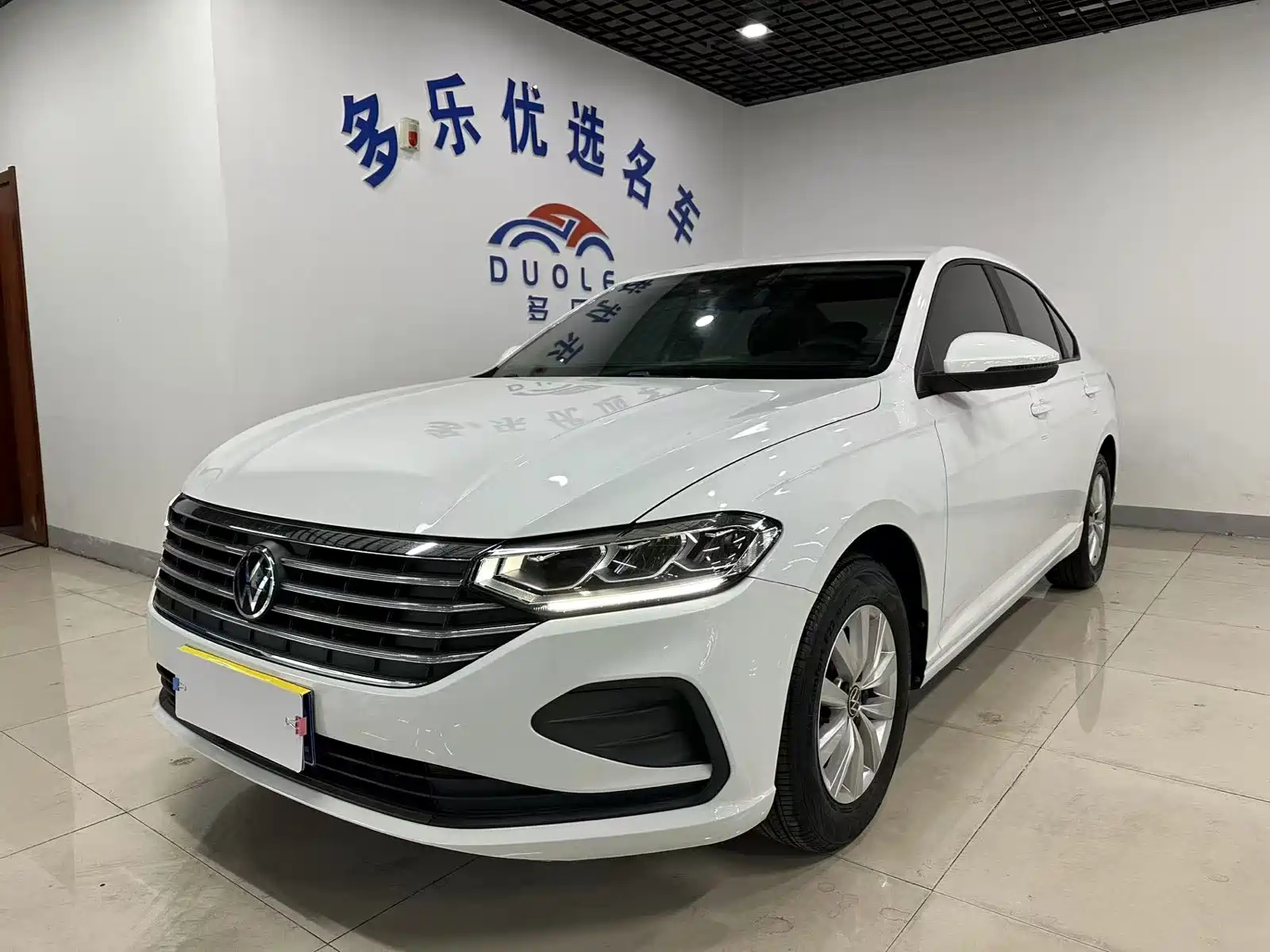 VOLKSWAGEN LAVIDA 2023