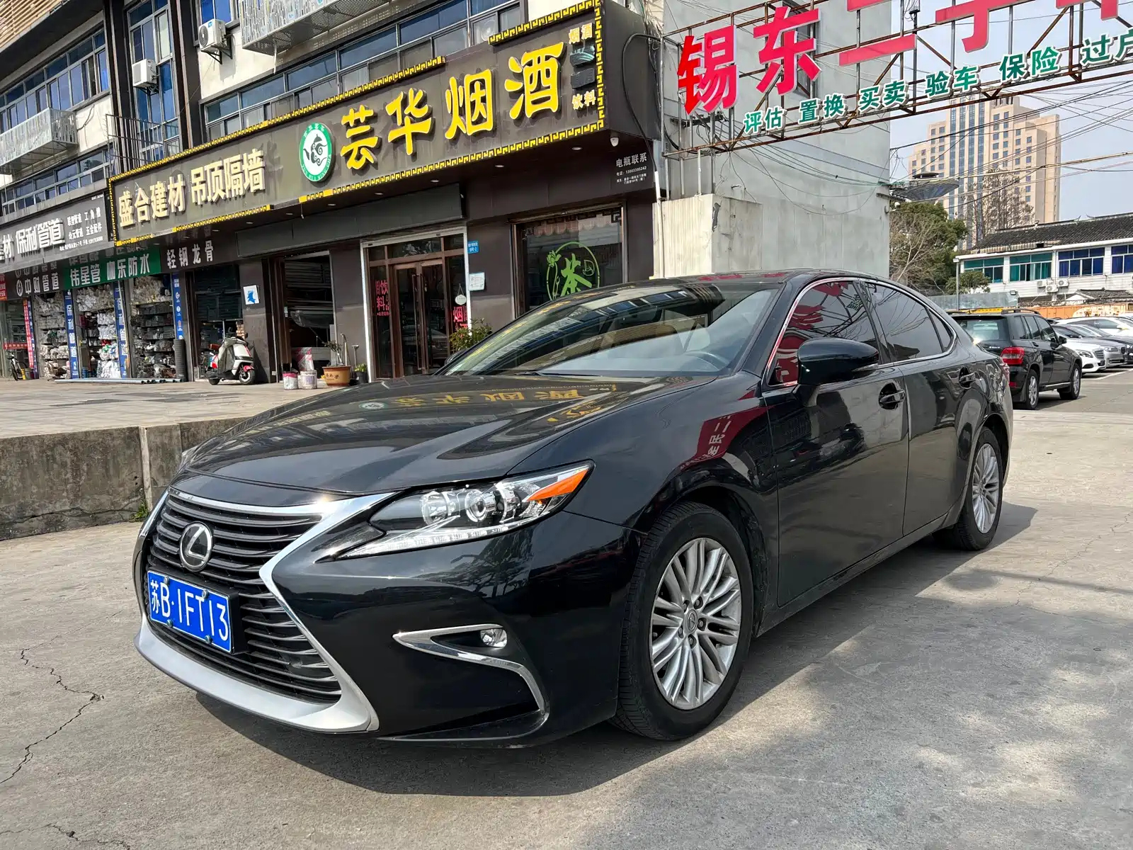LEXUS ES 2015