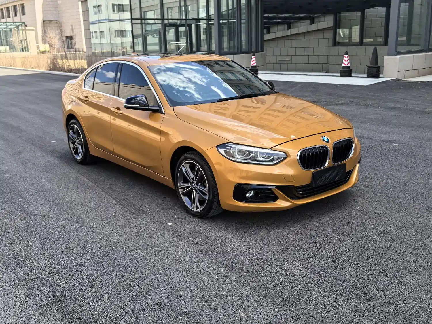 BMW 1-SERIES 2017