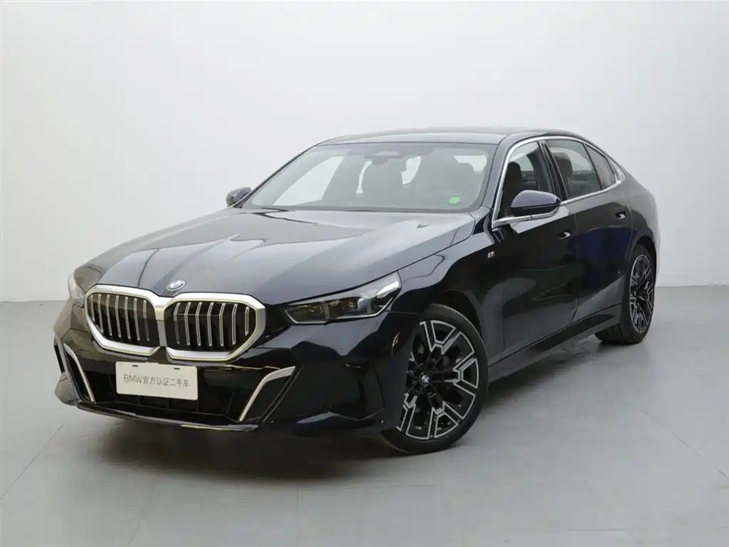 BMW 5-SERIES 2024