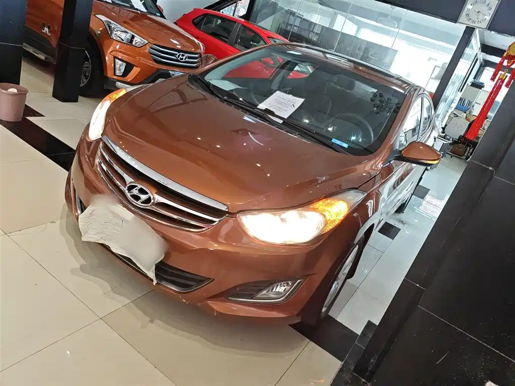 HYUNDAI ELANTRA 2013