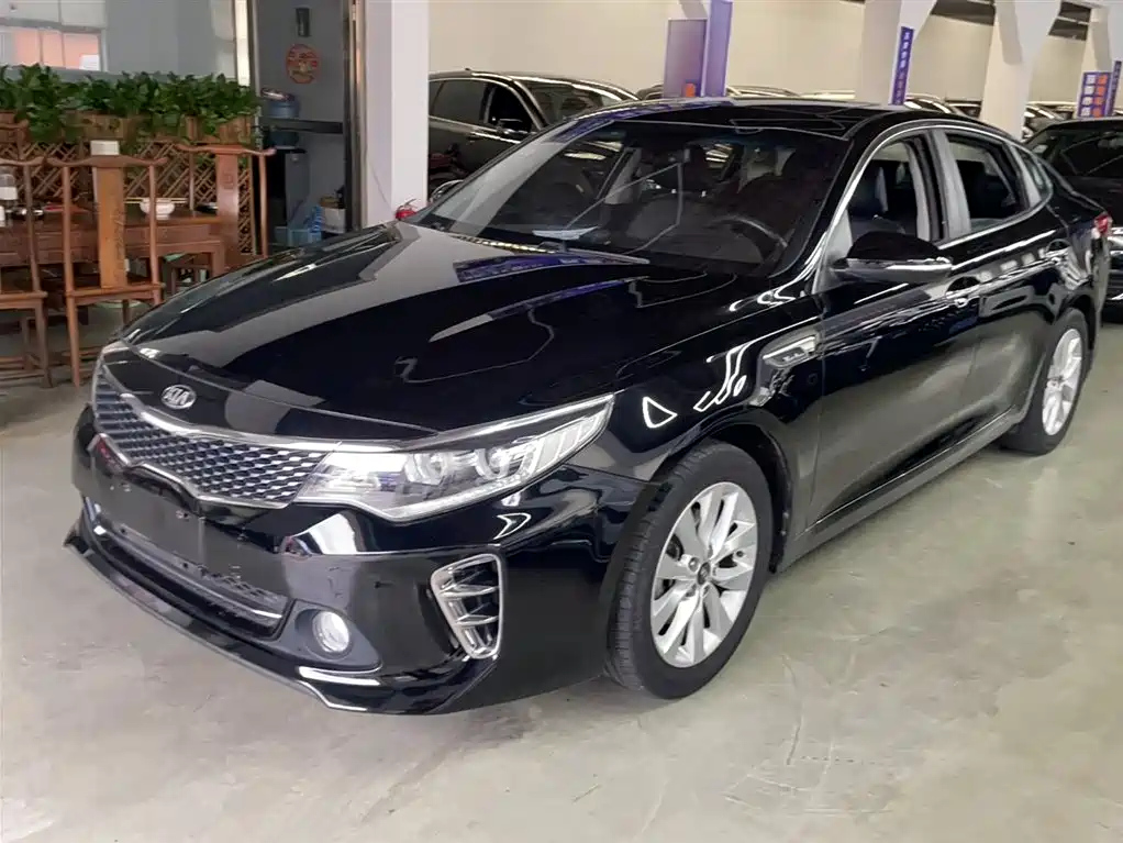 KIA K5 2016