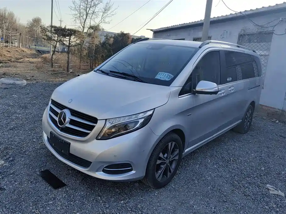 MERCEDES BENZ V-CLASS 2016
