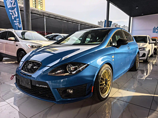Заказать SEAT LEON