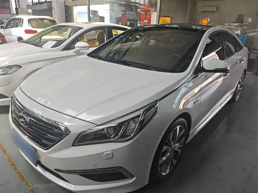 HYUNDAI SONATA 2015