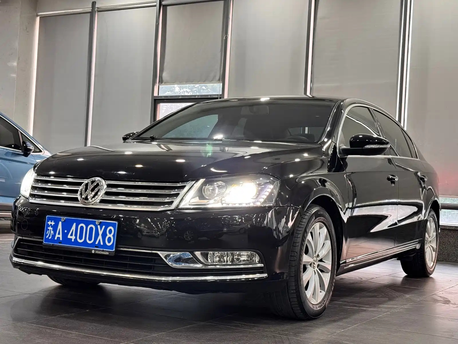 VOLKSWAGEN MAGOTAN 2015