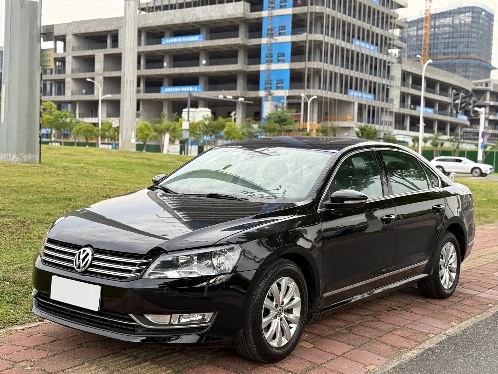 VOLKSWAGEN PASSAT 2015