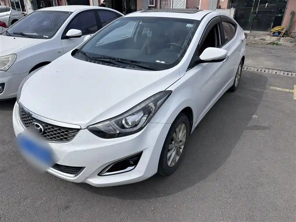 HYUNDAI ELANTRA 2016