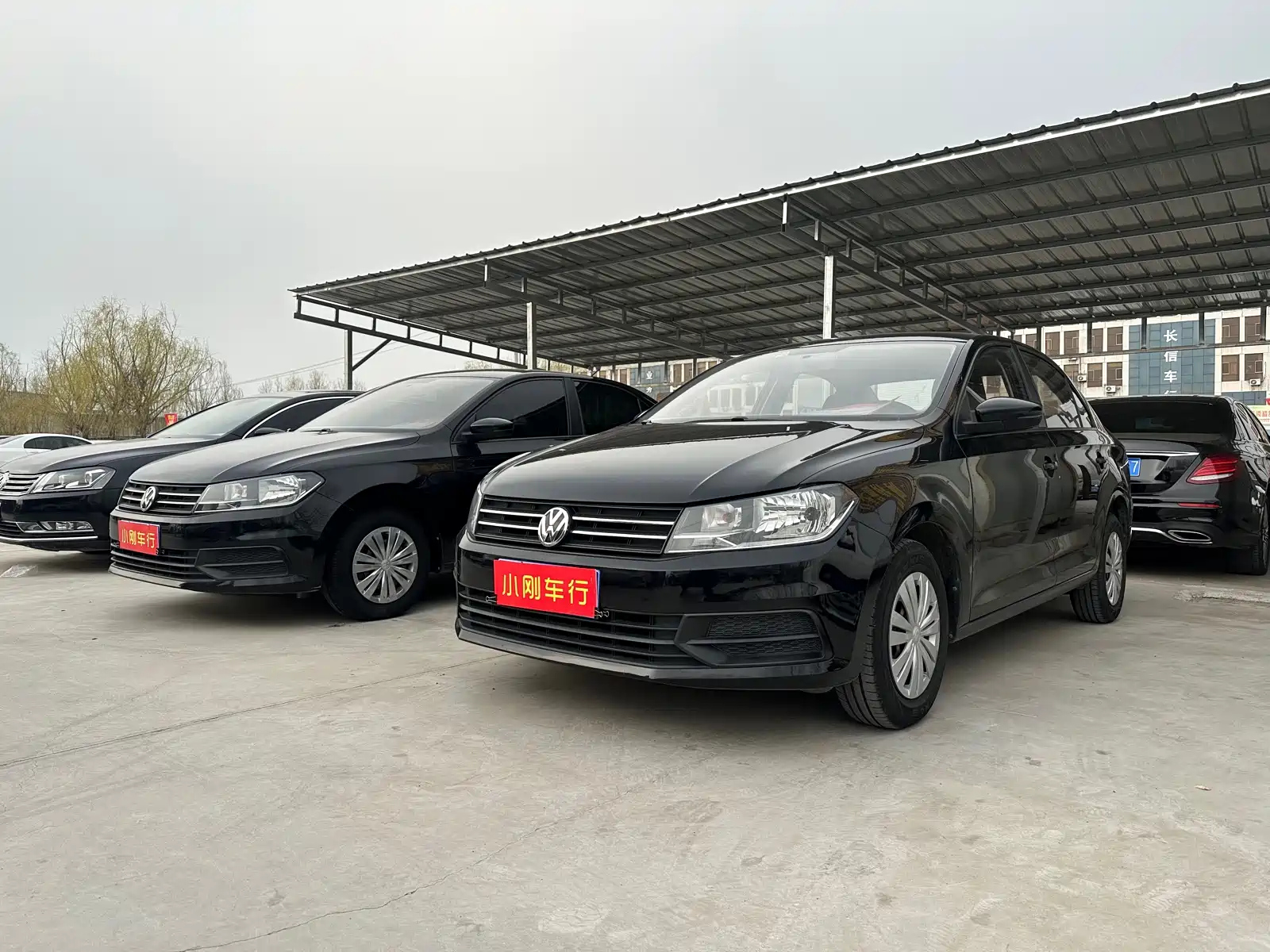VOLKSWAGEN SANTANA 2018