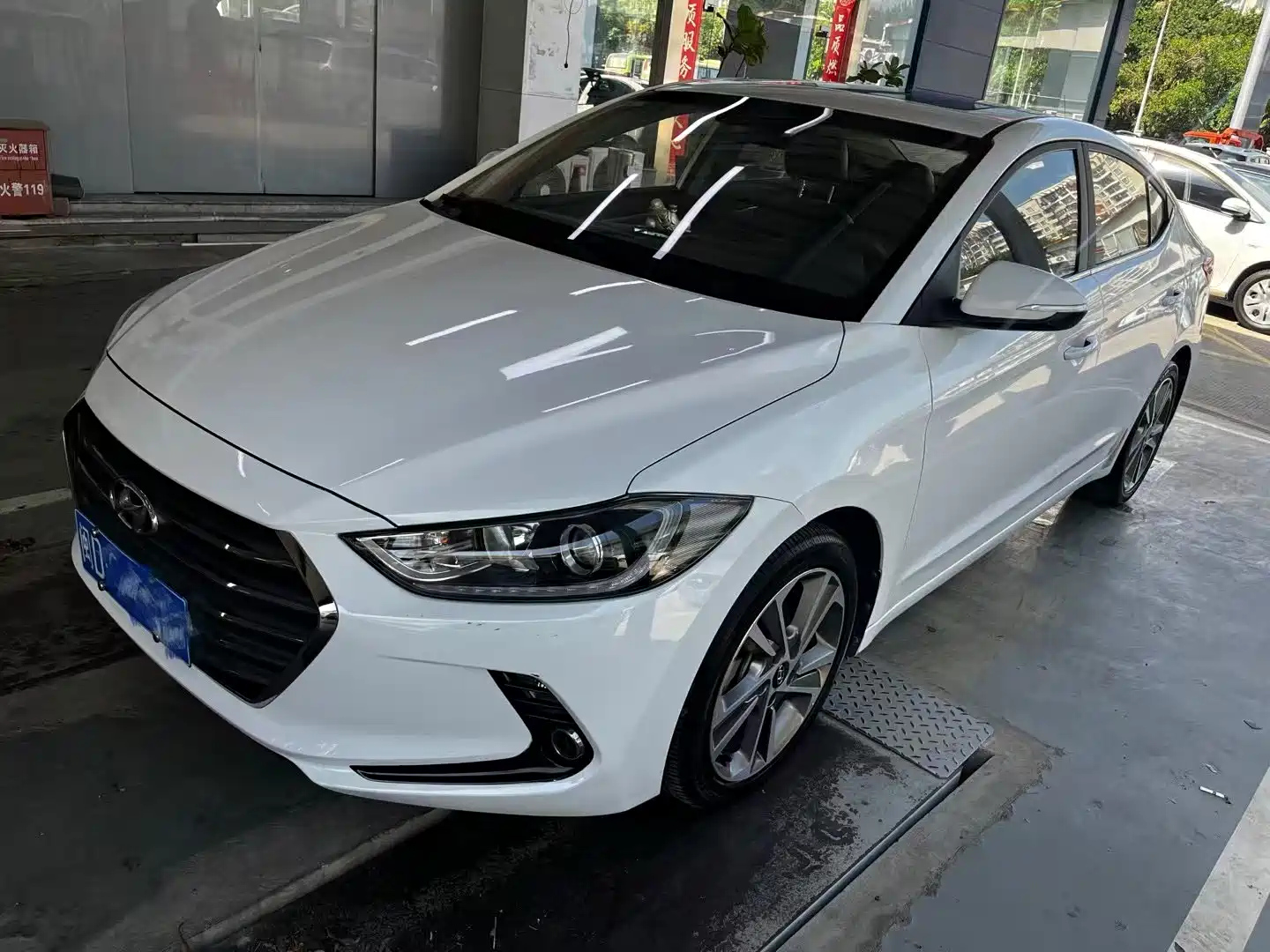 HYUNDAI ELANTRA 2016