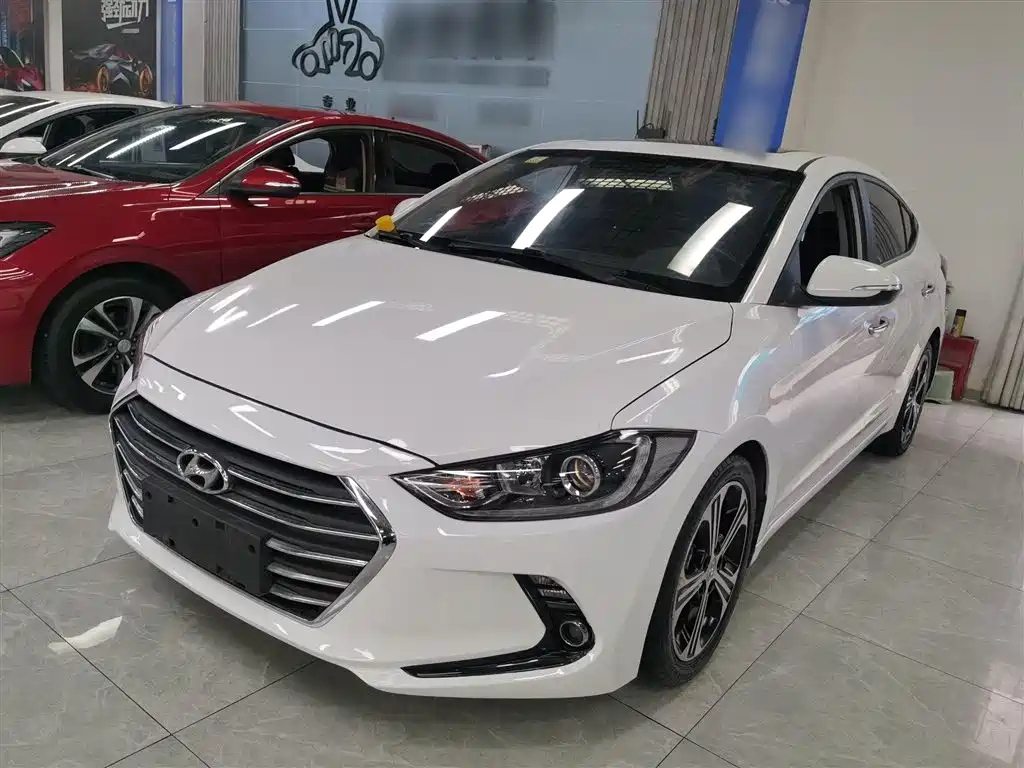HYUNDAI ELANTRA 2018