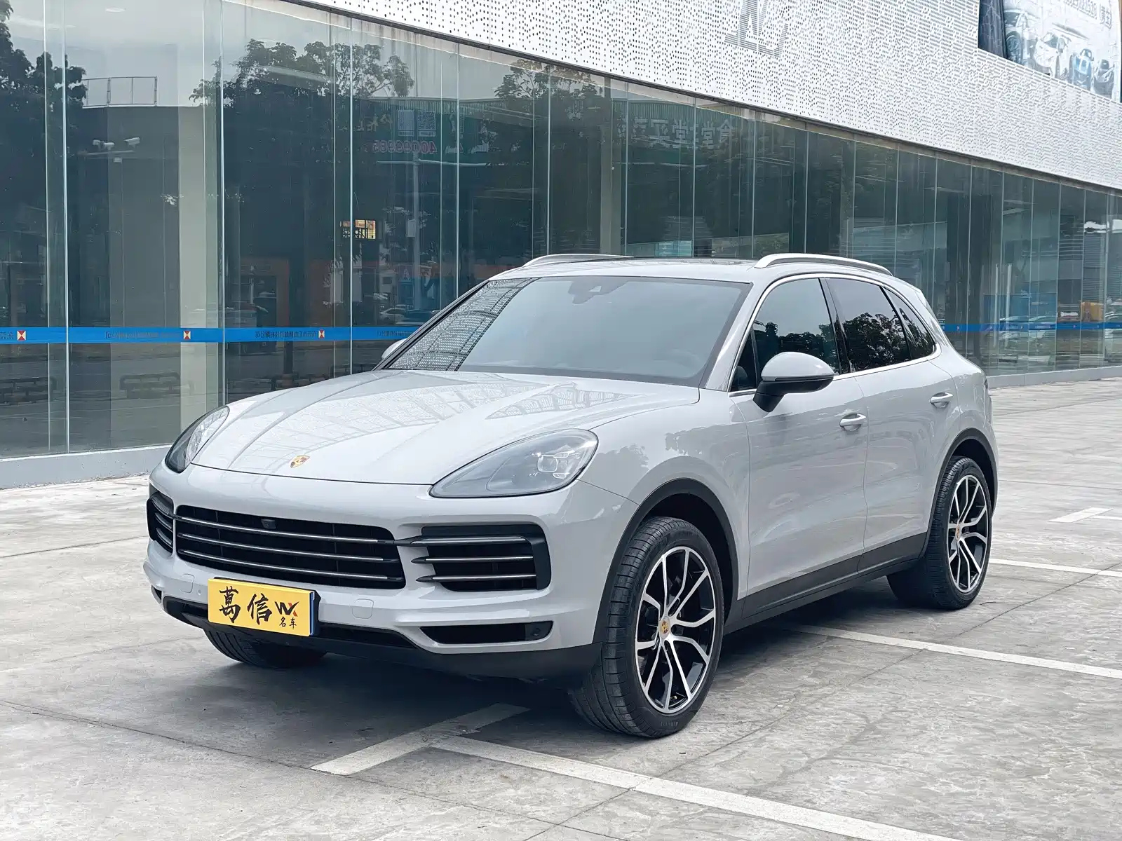 PORSCHE CAYENNE 2019