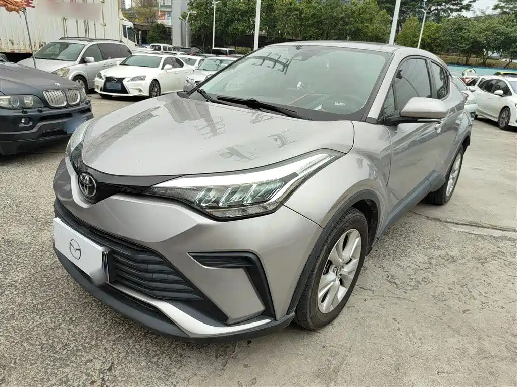 TOYOTA IZOA 2021