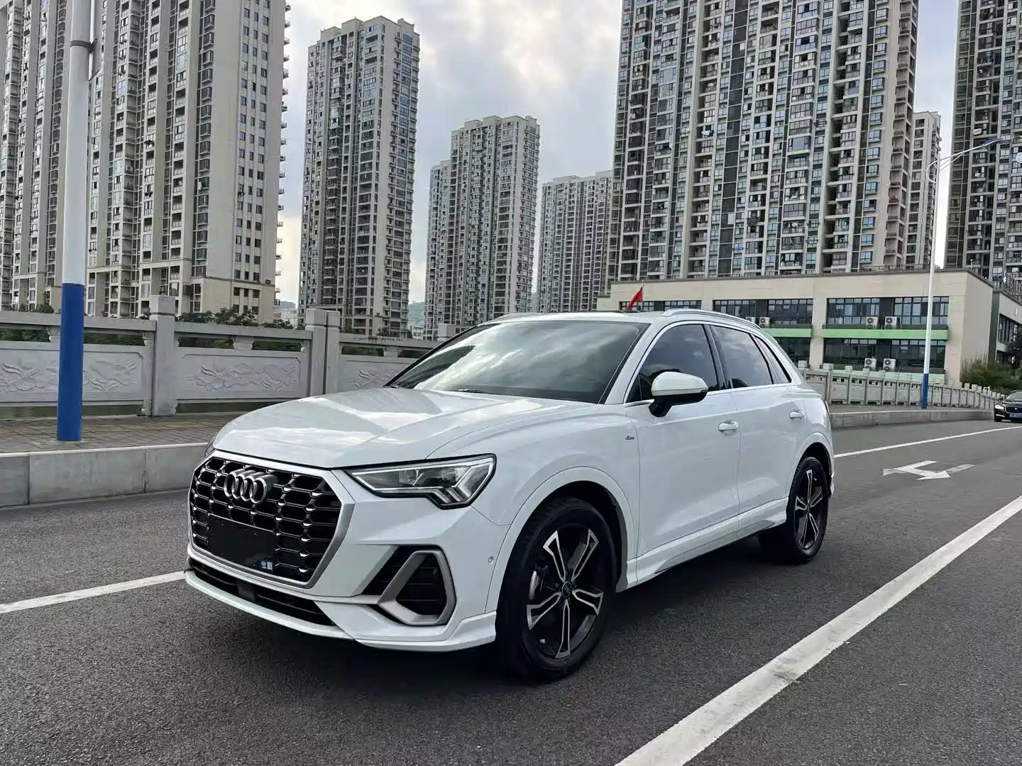 AUDI Q3 2023