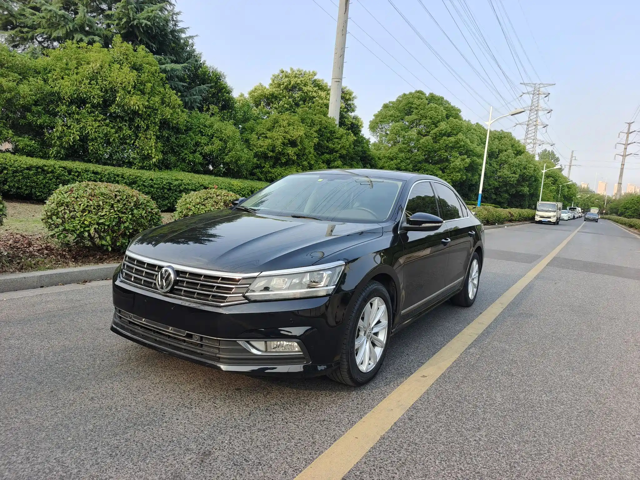VOLKSWAGEN PASSAT 2017