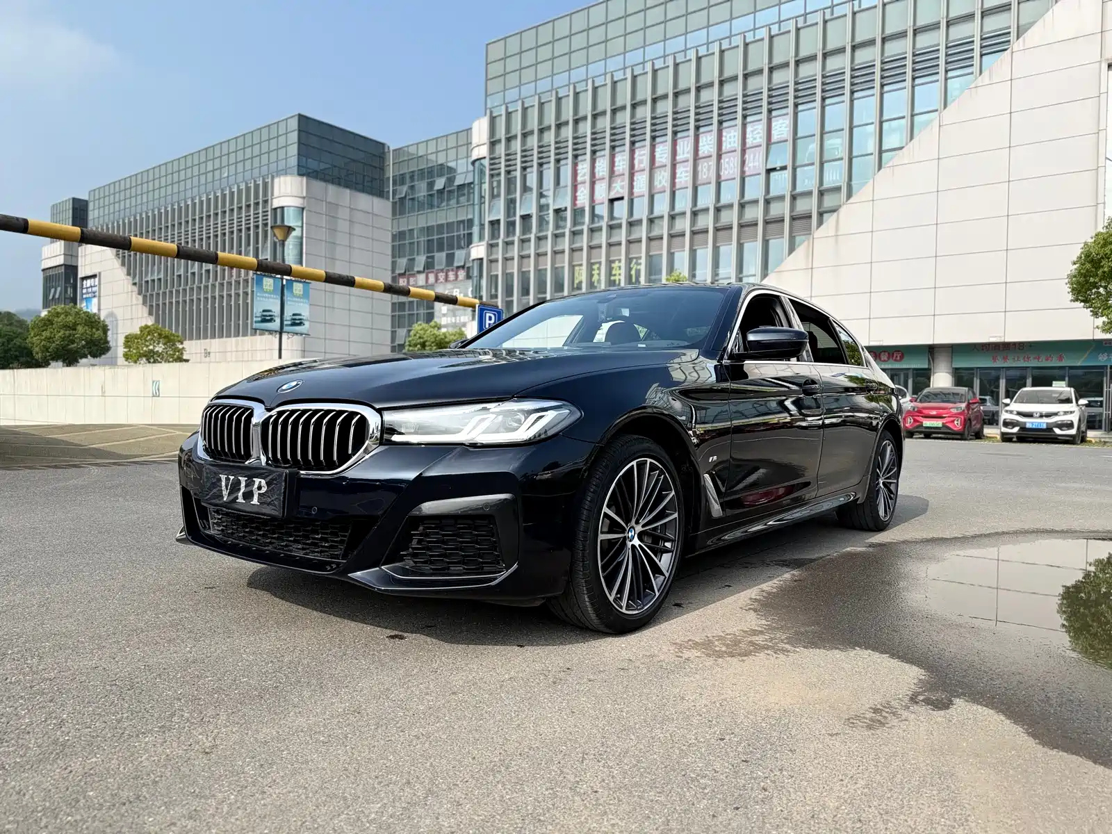 BMW 5-SERIES