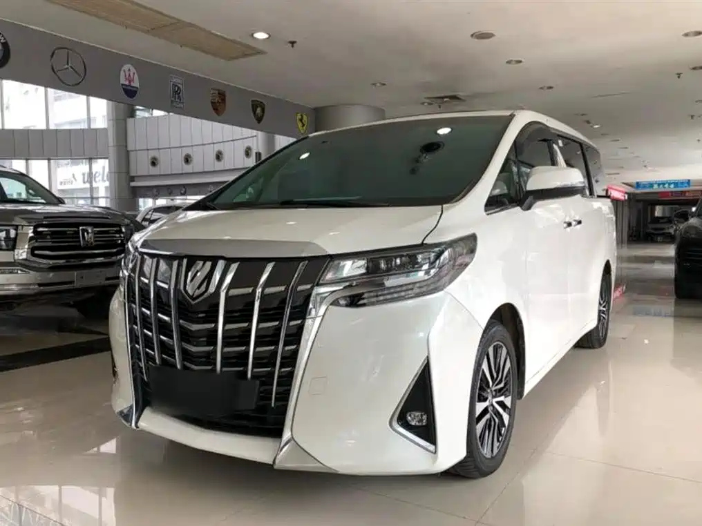TOYOTA ALPHARD 2018