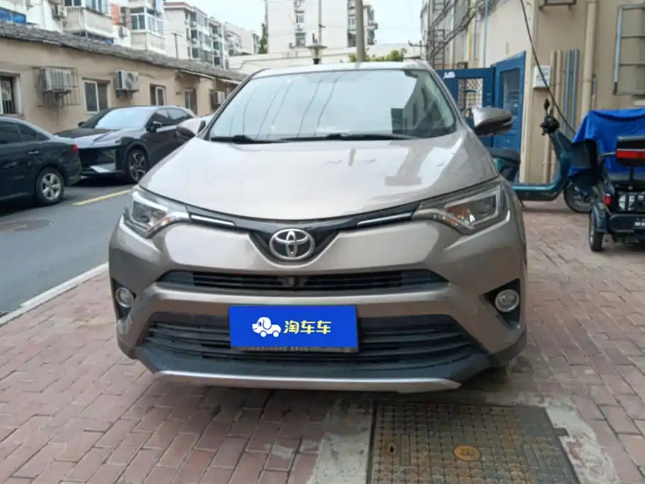 TOYOTA RAV4 RONGFANG 2016
