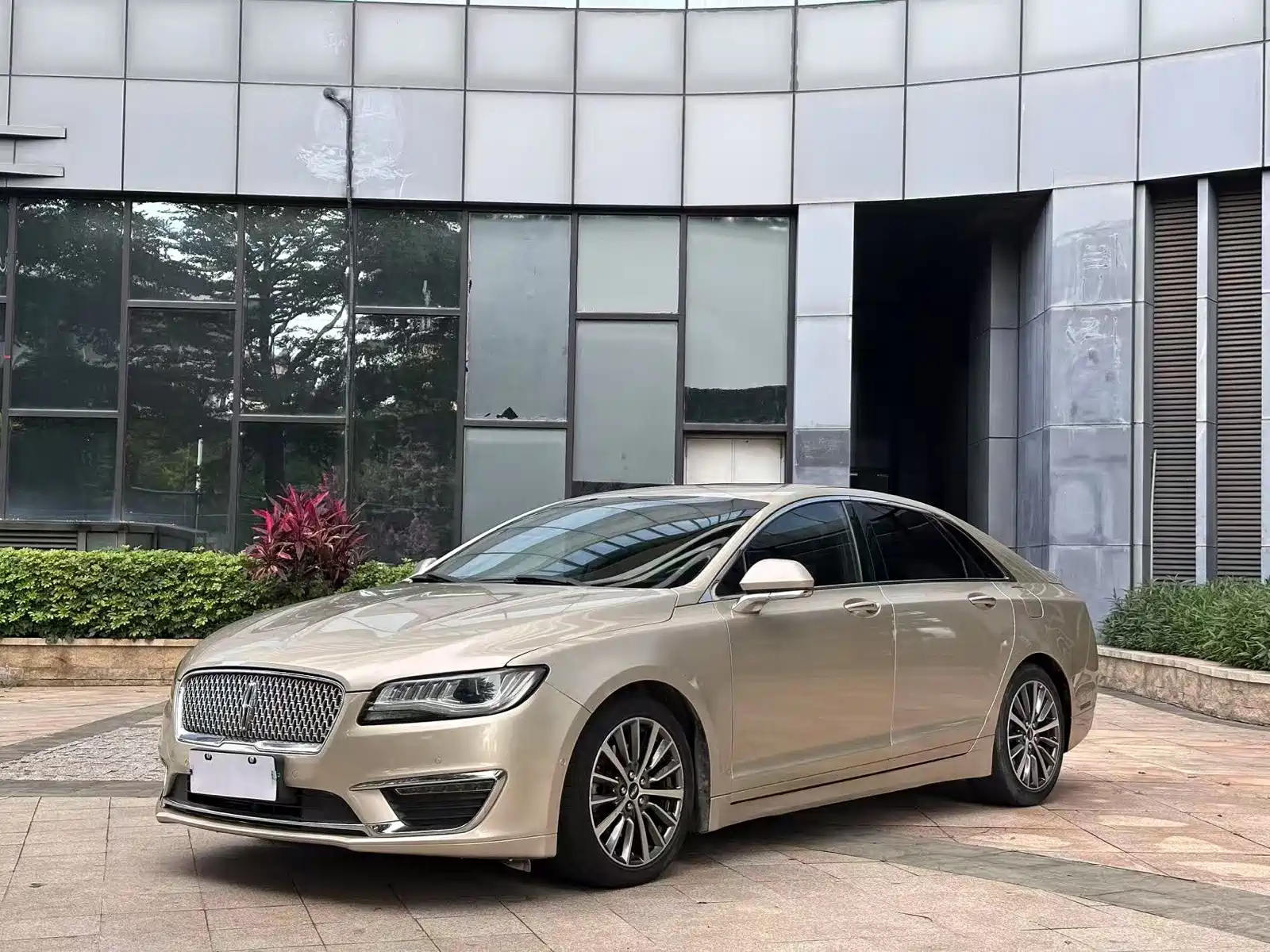 LINCOLN MKZ 2017
