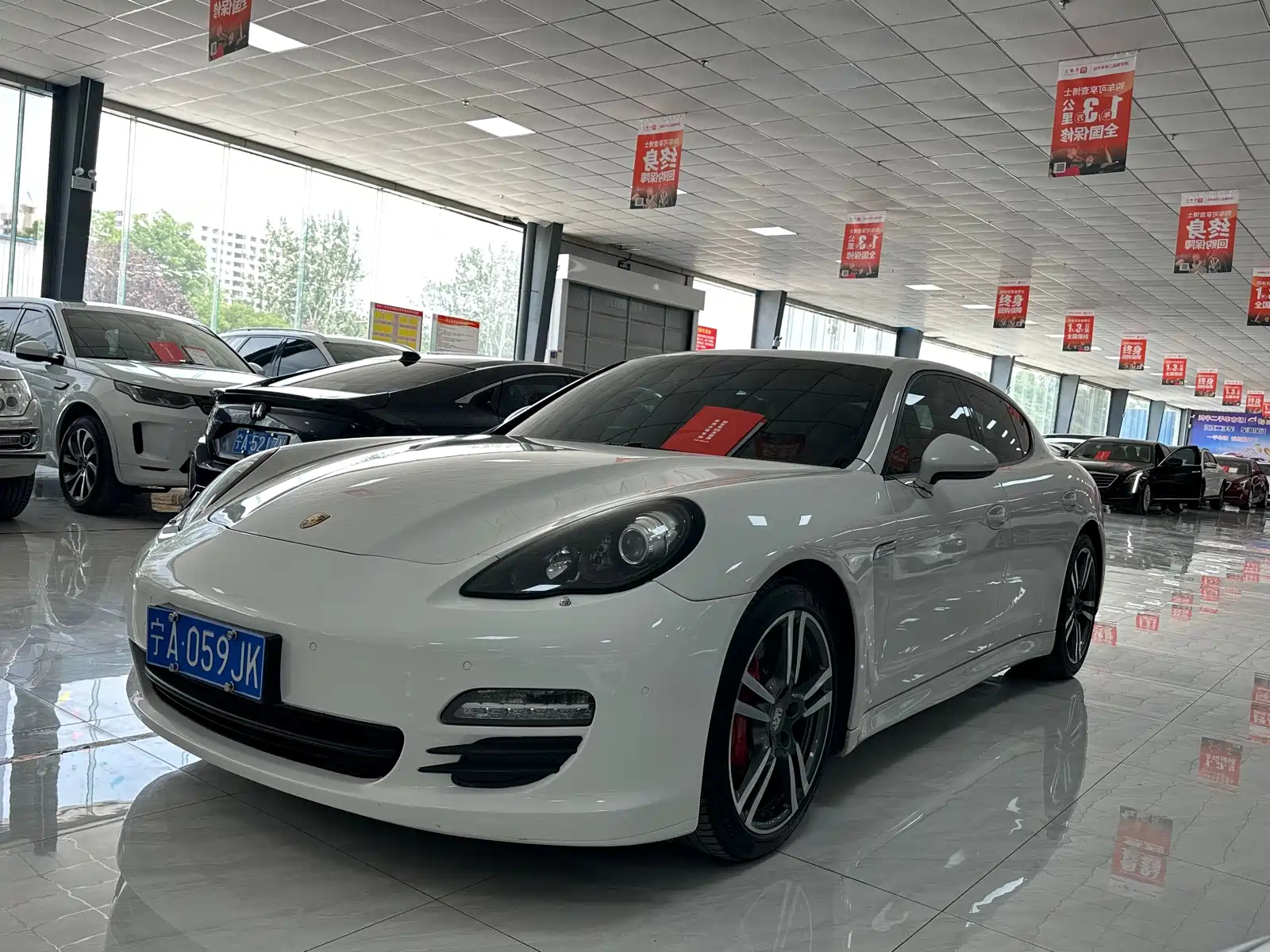 PORSCHE PANAMERA 2010