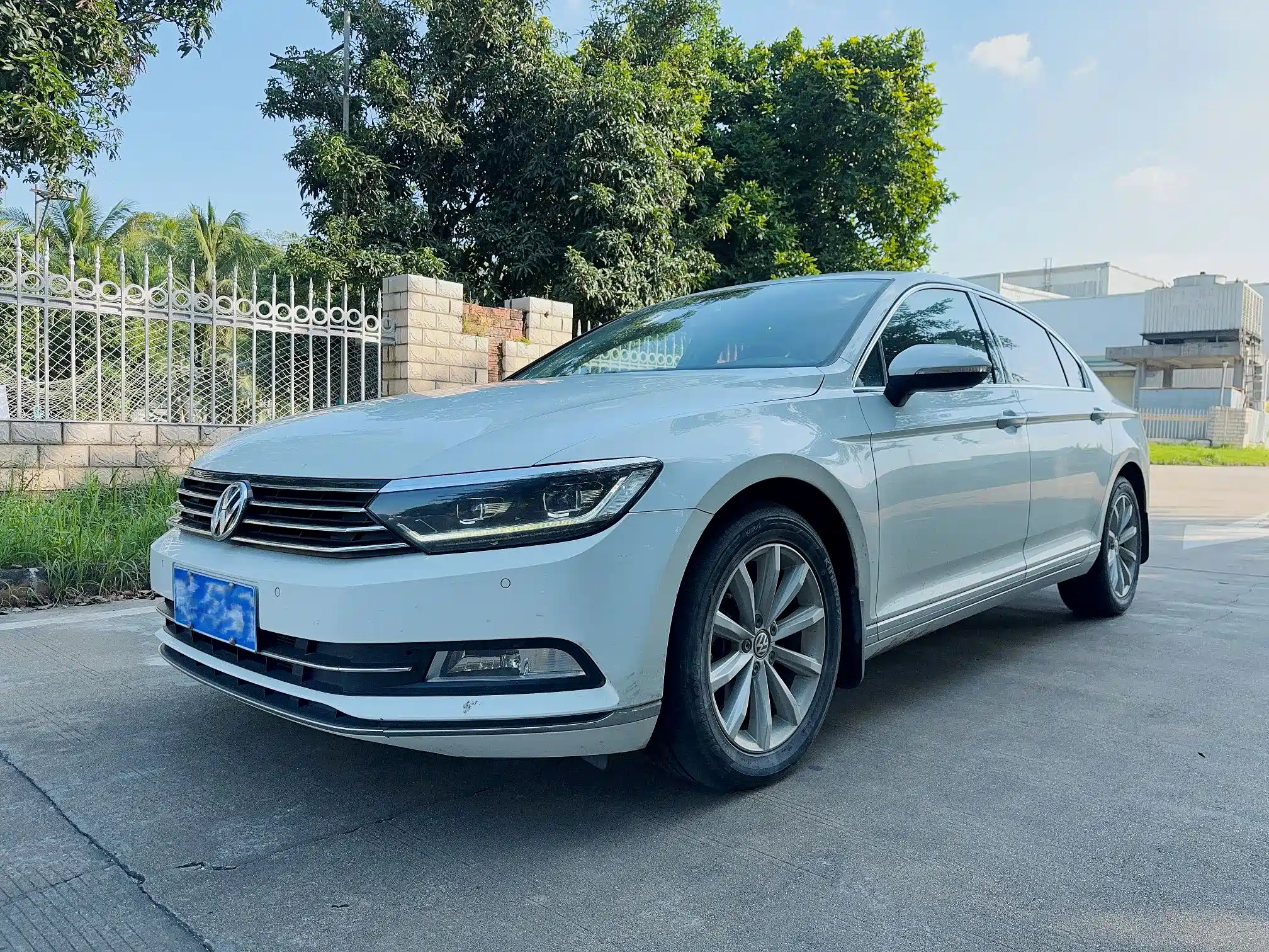 VOLKSWAGEN MAGOTAN 2017
