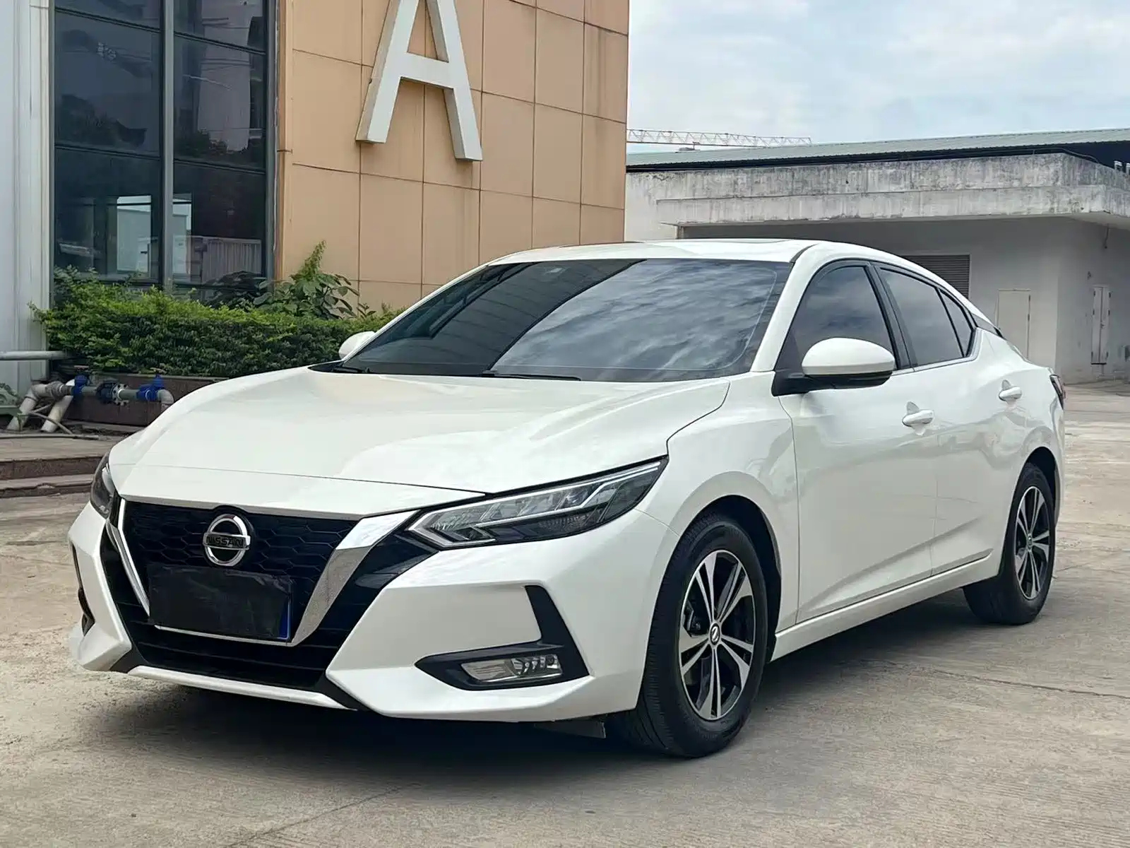 NISSAN SYLPHY 2021