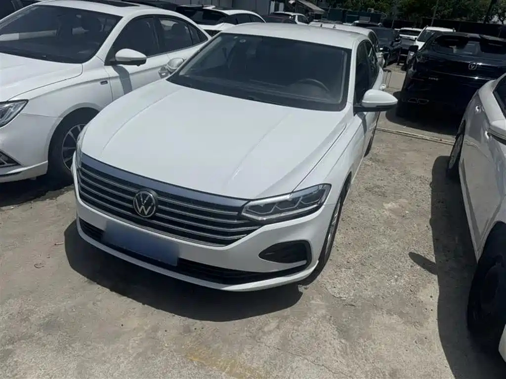 VOLKSWAGEN LAVIDA 2023