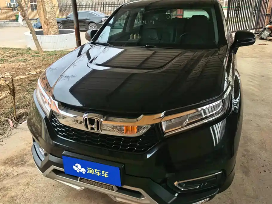 HONDA AVANCIER 2017