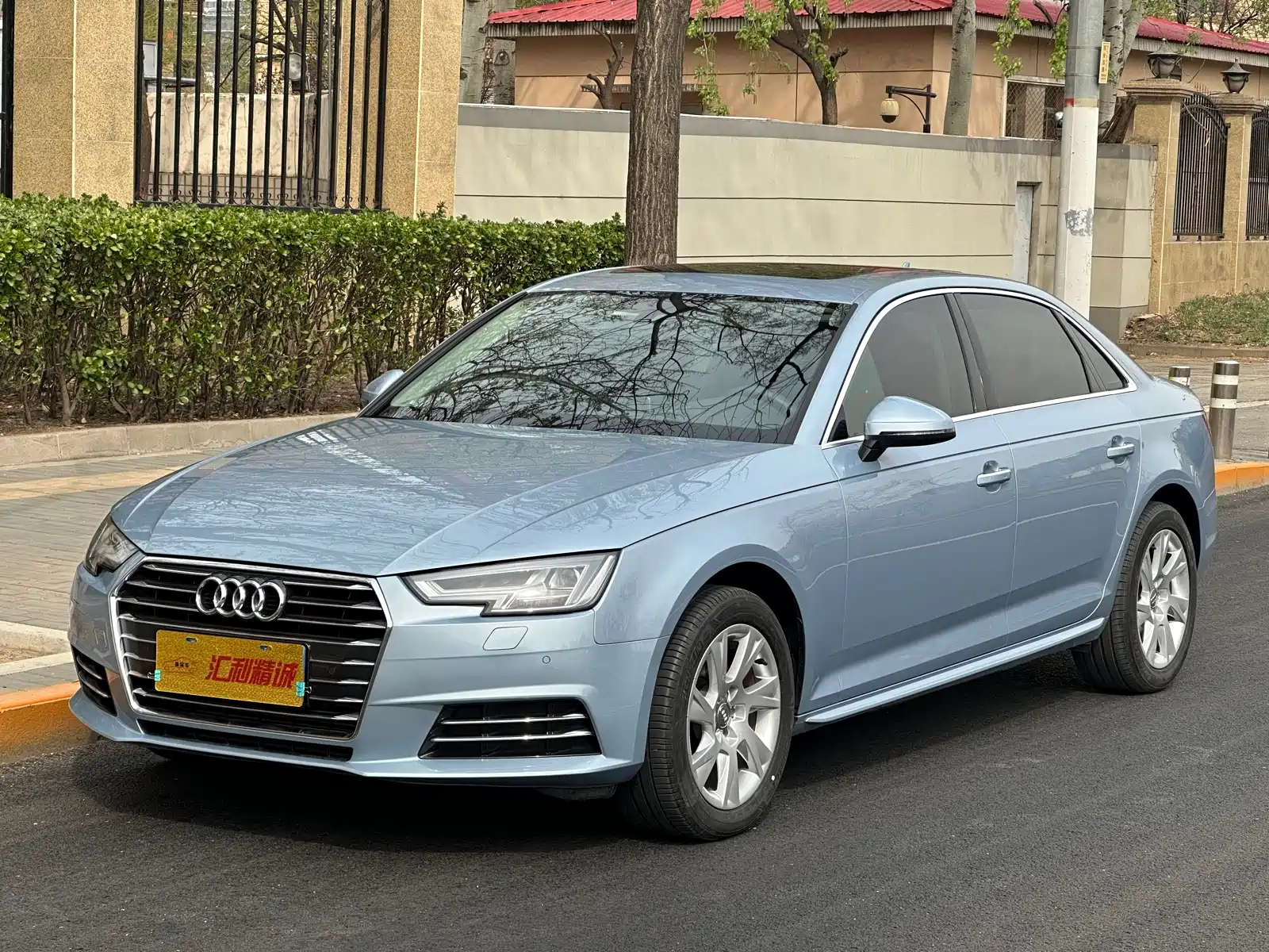 AUDI A4L 2017