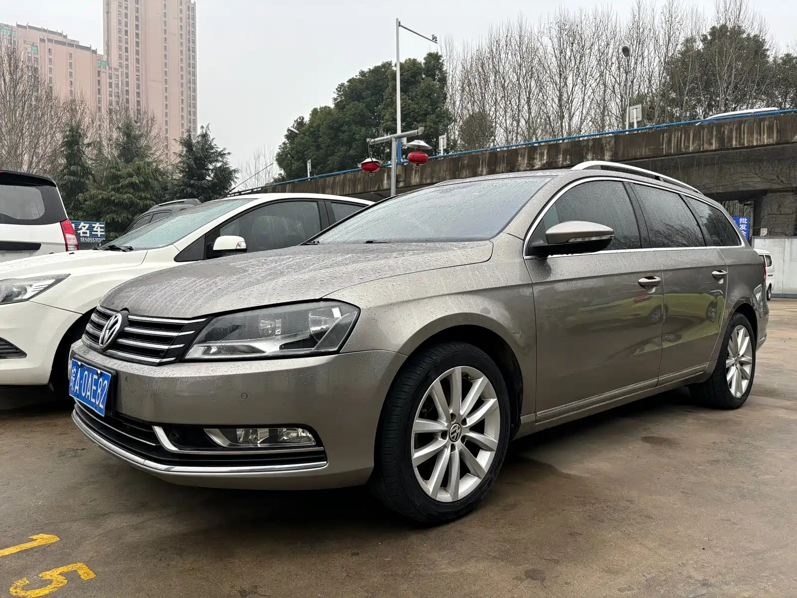 VOLKSWAGEN MAGOTAN IMPORT