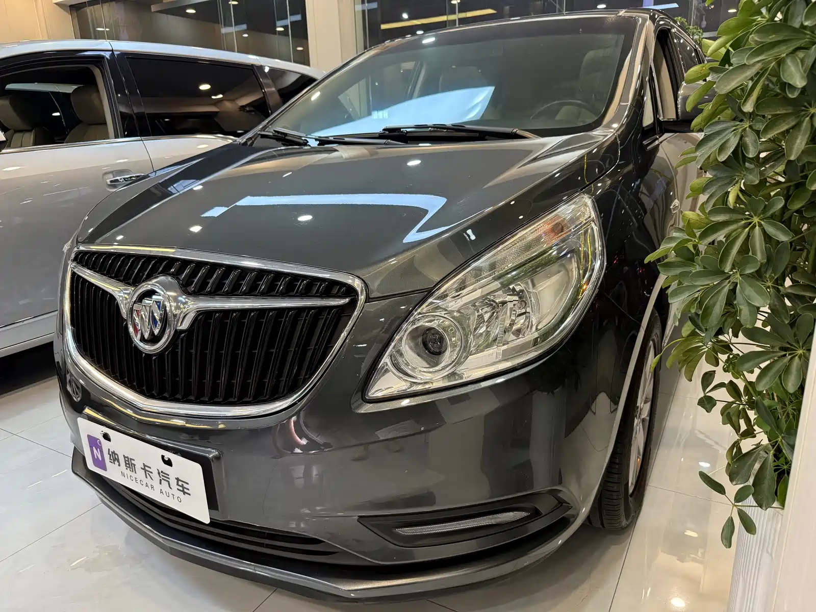 BUICK GL8 2018