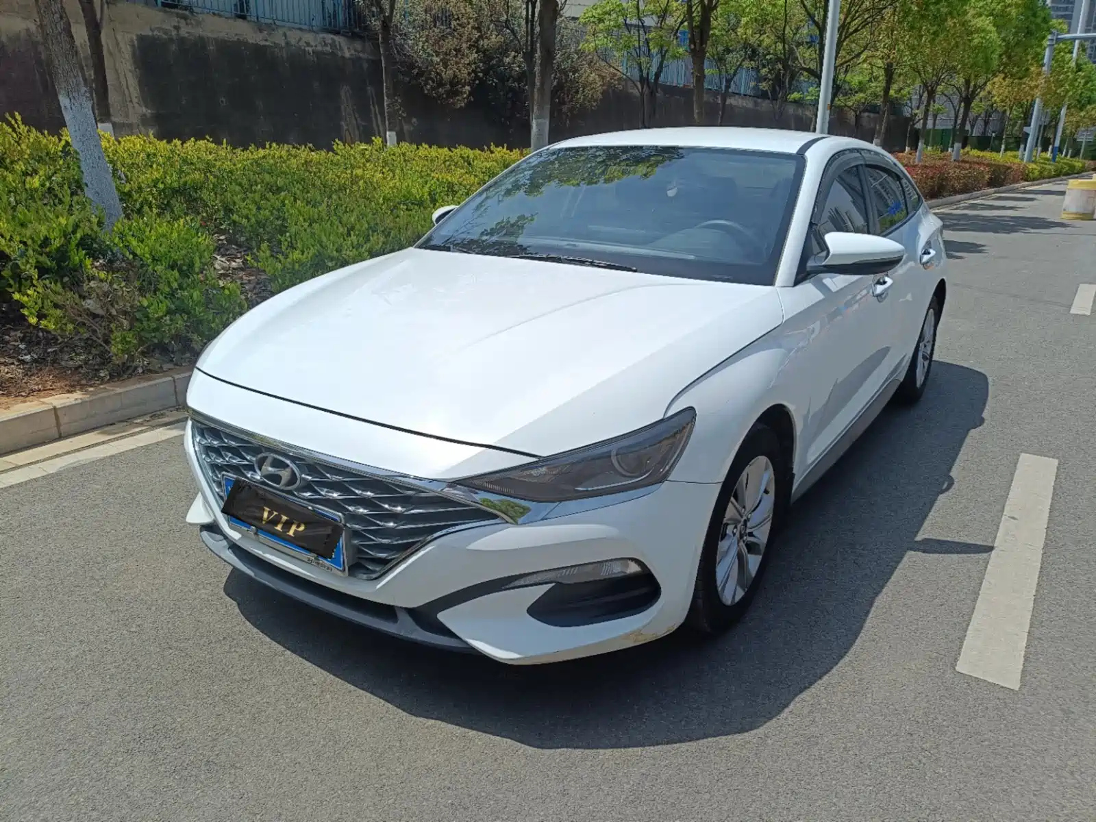 HYUNDAI LAFESTA 2019