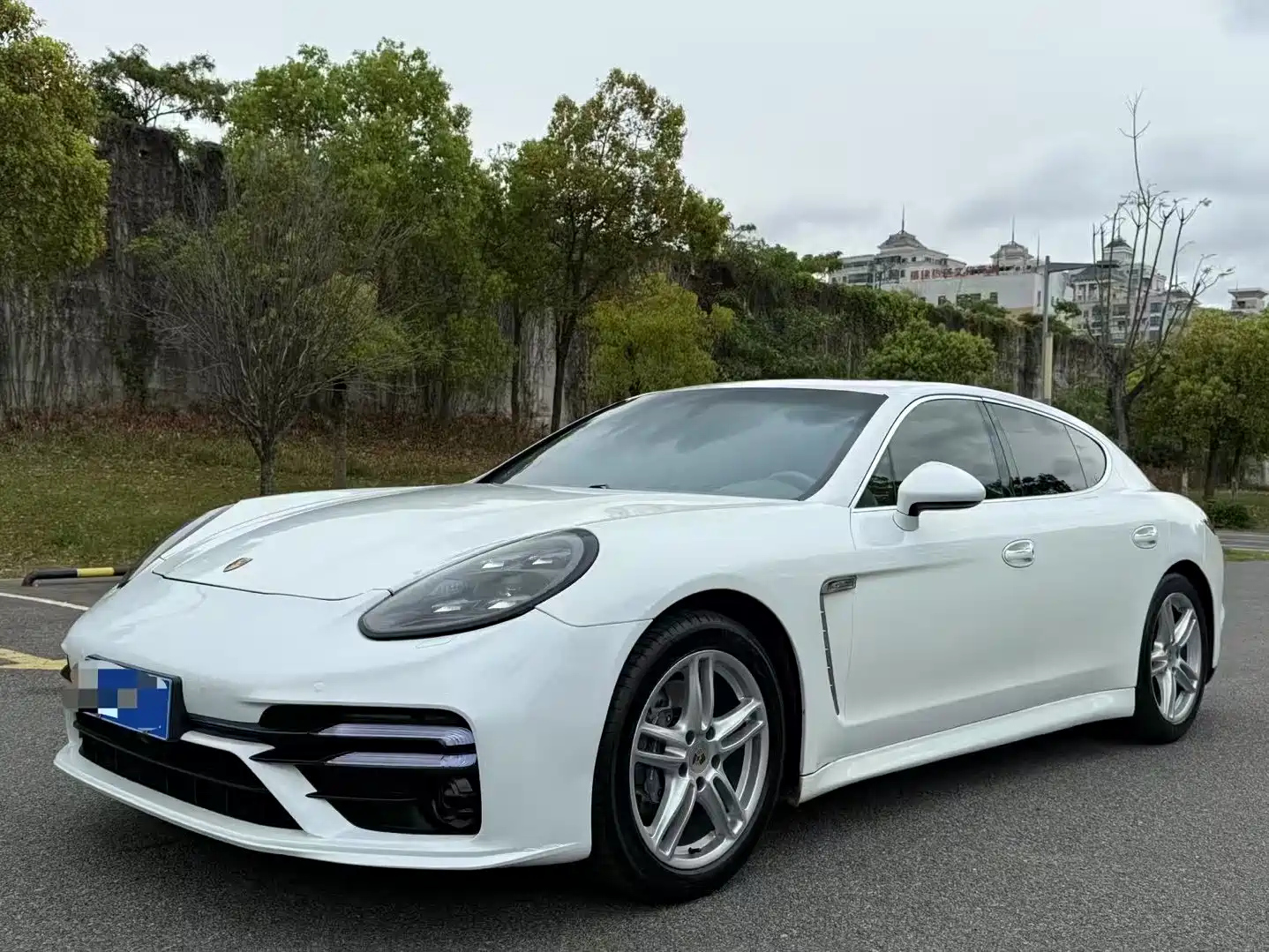 PORSCHE PANAMERA 2010