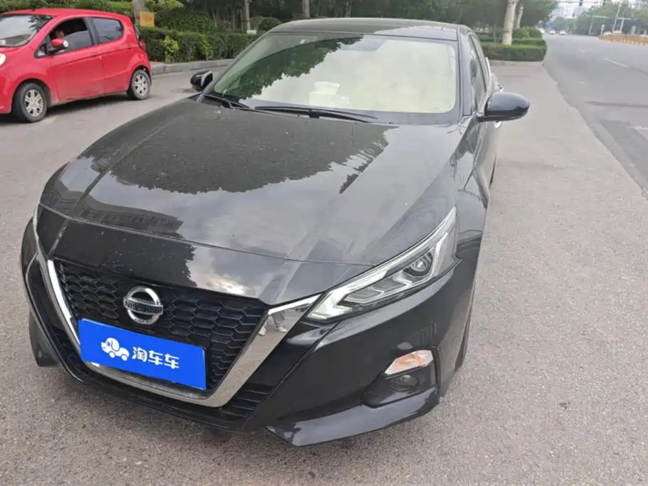 NISSAN TEANA 2021