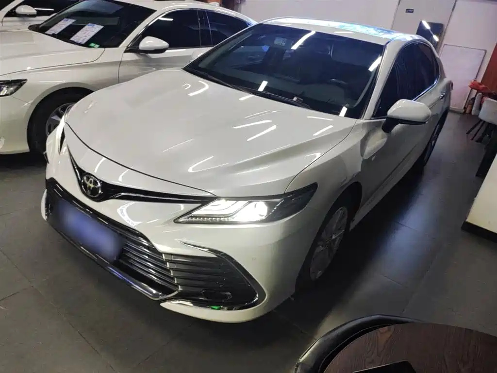 TOYOTA CAMRY 2021